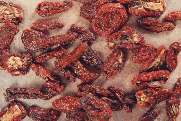 گوجه خشک سیاه